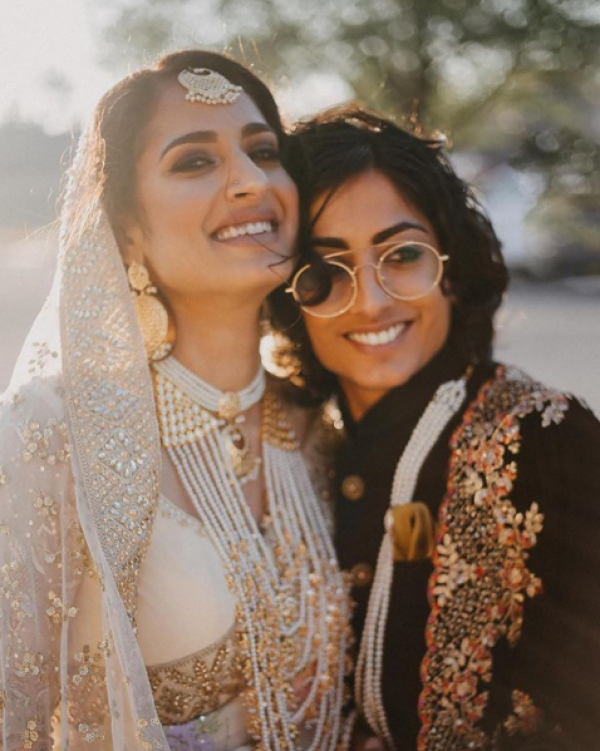 پاکستانی ہم جنس پرست خاتون نے بھارتی لڑکی سے شادی کرلی، تصاویر سوشل میڈیا پر وائرل